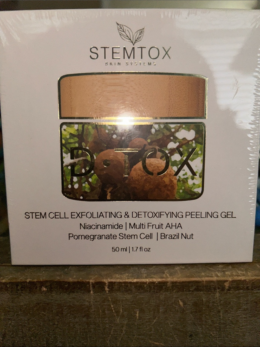Stemtox skin systems stem cell exfoliating, and detoxifying peeling gel NIB